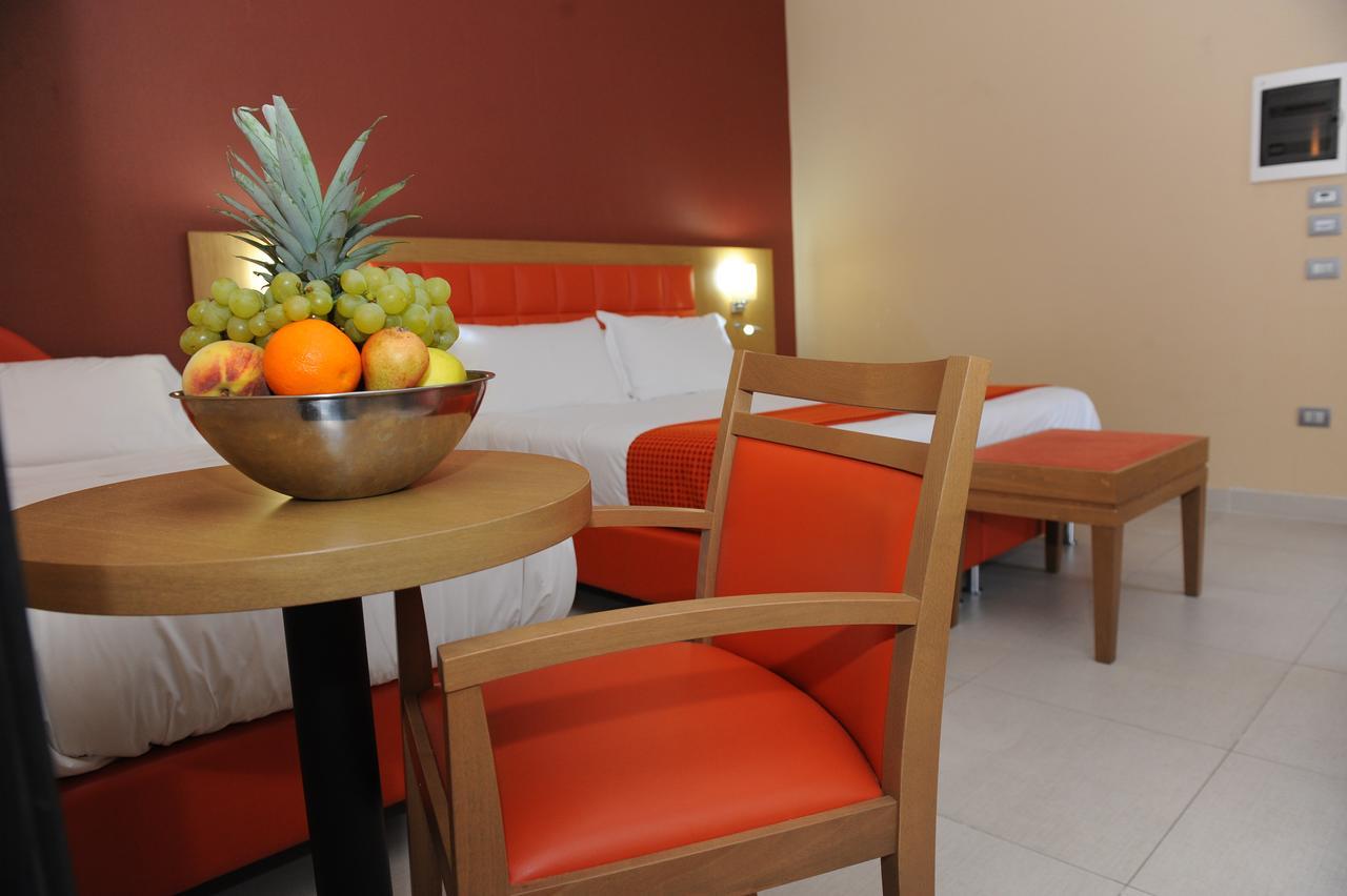 Hotel Ristorante La Campagnola กัสซีโน ภายนอก รูปภาพ